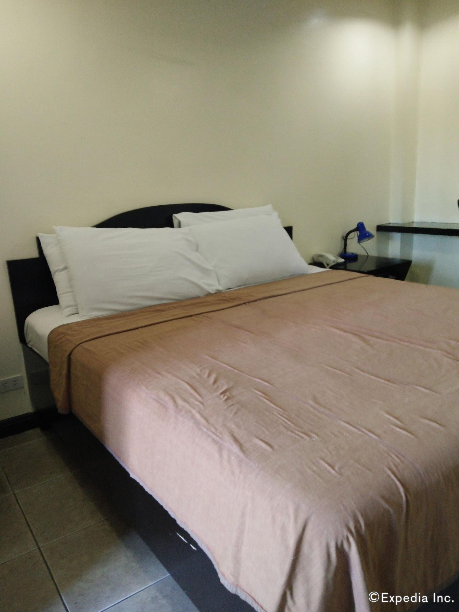 Boomerang Hotel Angeles Bagian luar foto