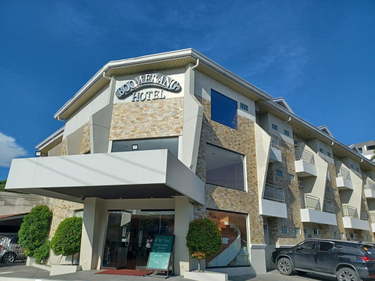 Boomerang Hotel Angeles Bagian luar foto