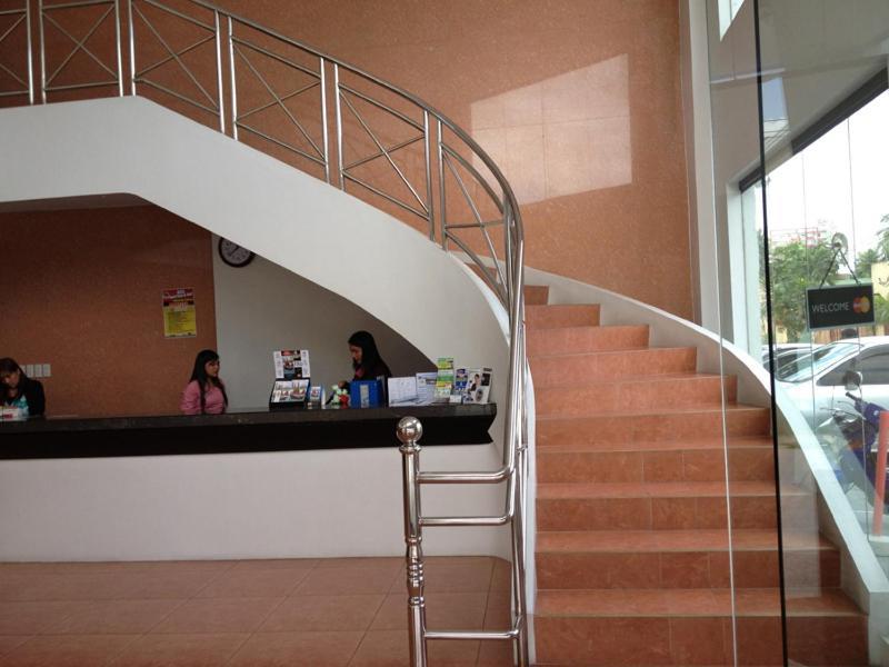 Boomerang Hotel Angeles Bagian luar foto